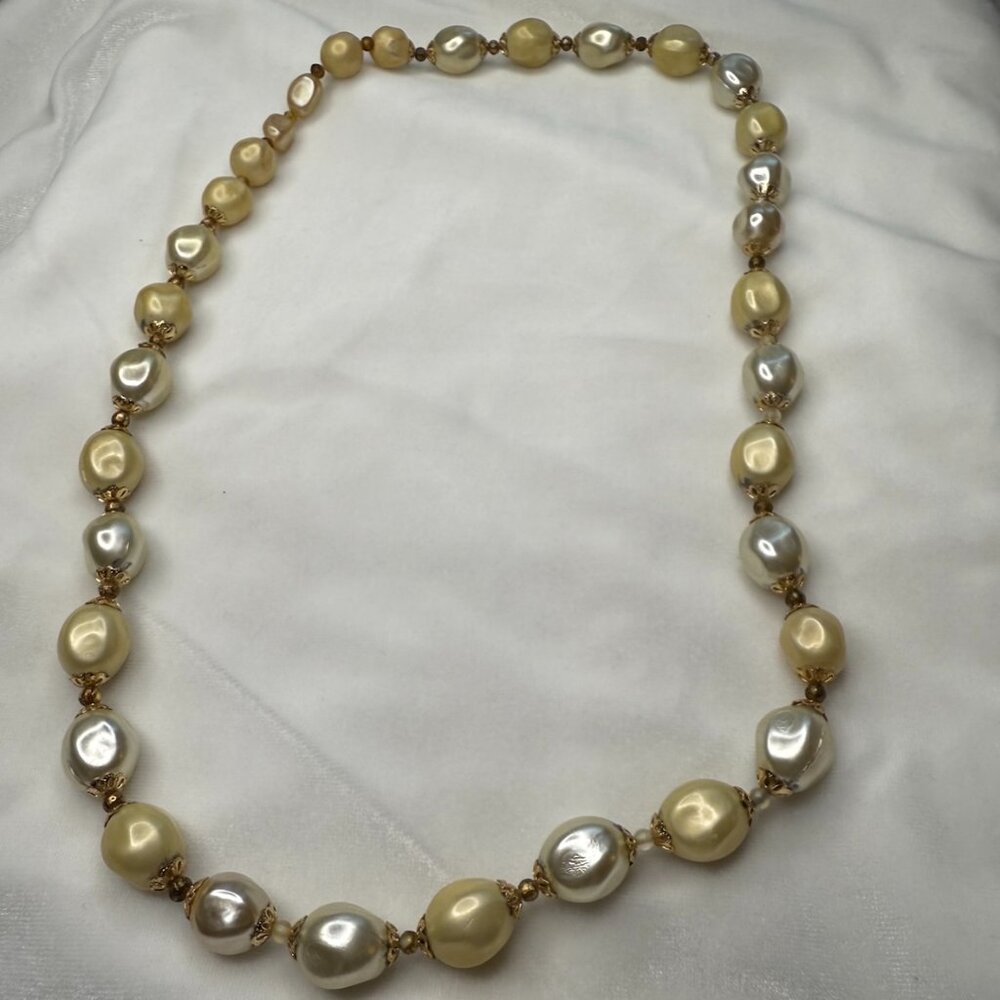 Vintage Baroque Faux Bead Necklace